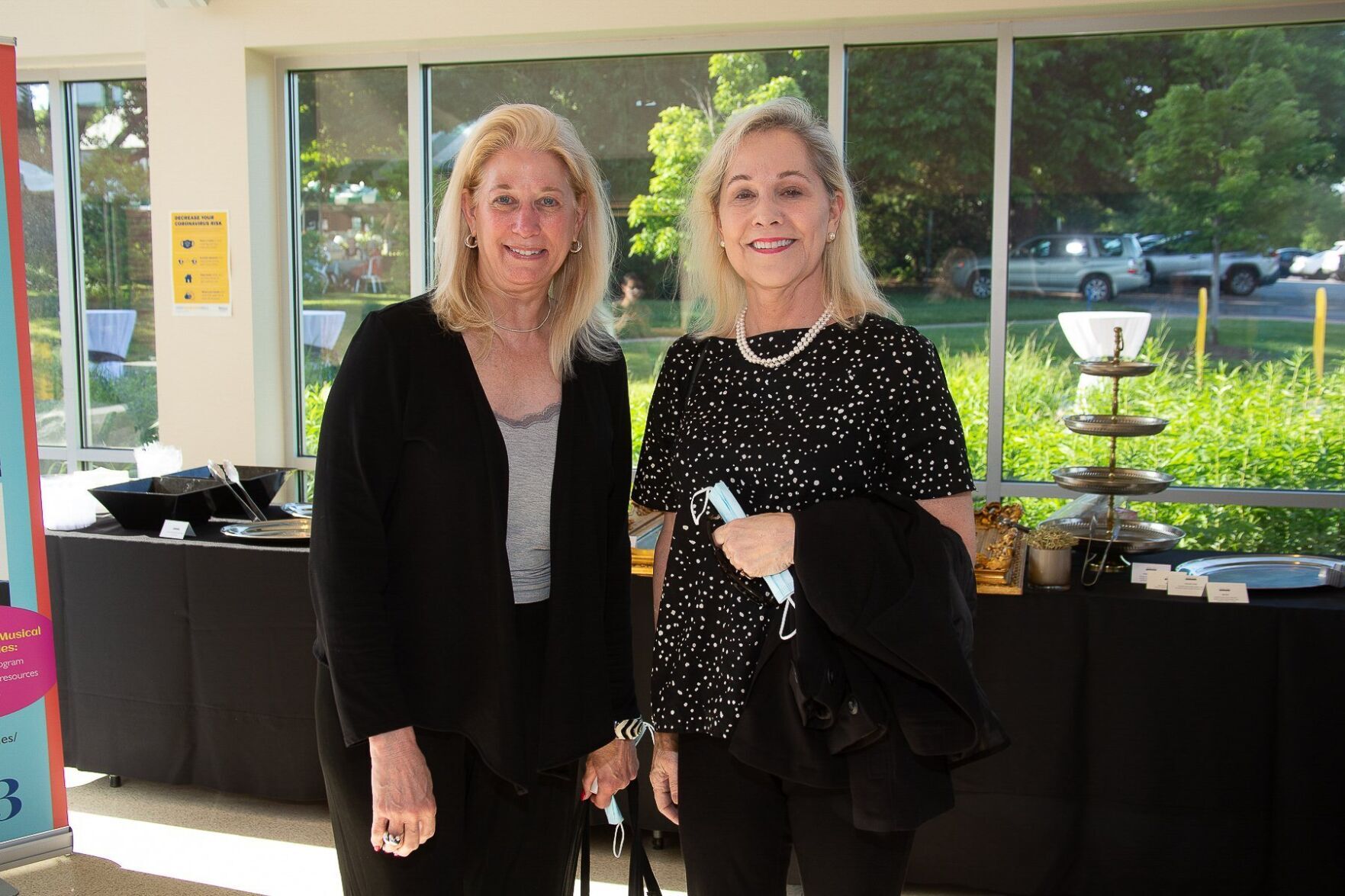 Vicki Reynolds, Kathie Ernst